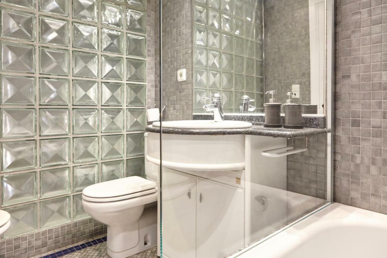Salaberria Apartment With Private Garage San Sebastian Ngoại thất bức ảnh